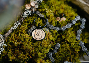 el Nina design urban stillness branded key chain